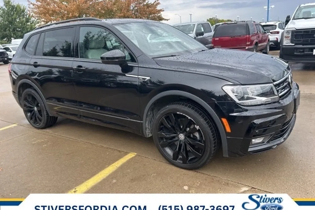 2021 Volkswagen Tiguan SE R-Line Black photo 1