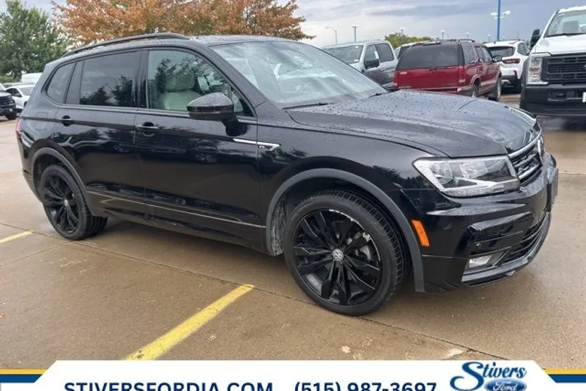 2021 Volkswagen Tiguan SE R-Line Black photo 1