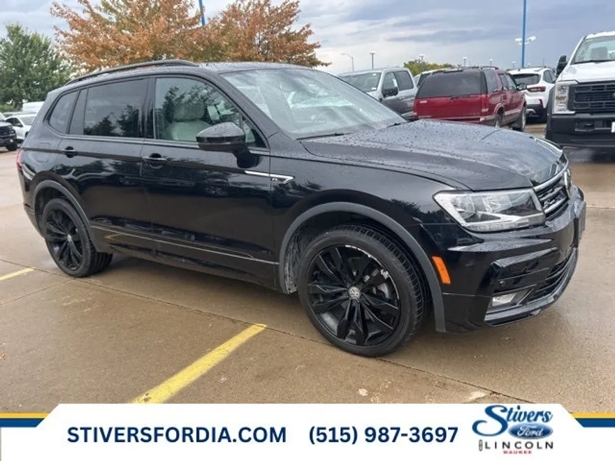 2021 Volkswagen Tiguan SE R-Line Black photo 1