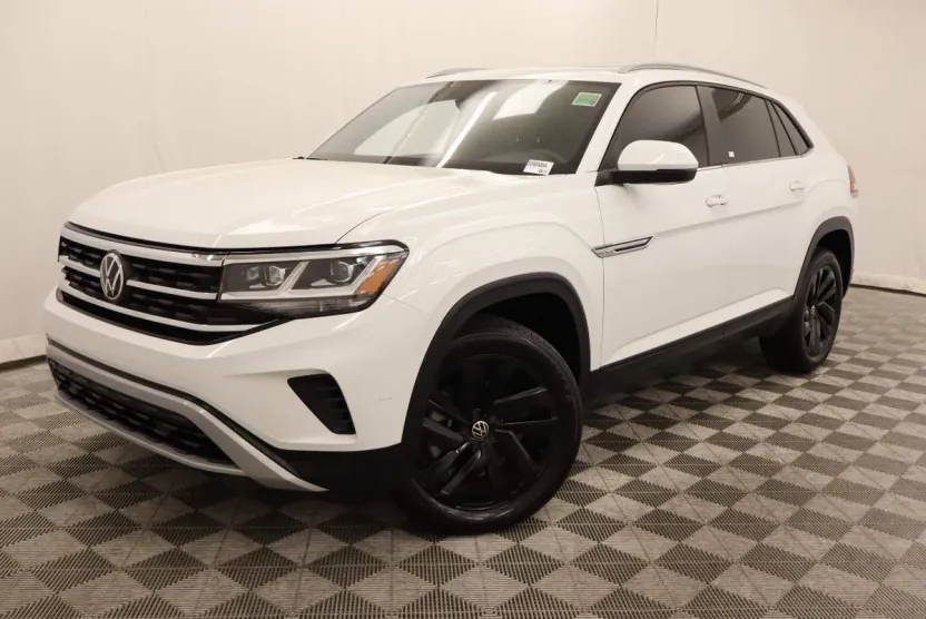 2022 Volkswagen Atlas Cross Sport V6 SE photo 1