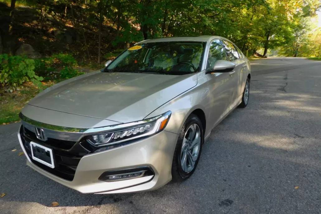 2019 Honda Accord EX-L photo 1