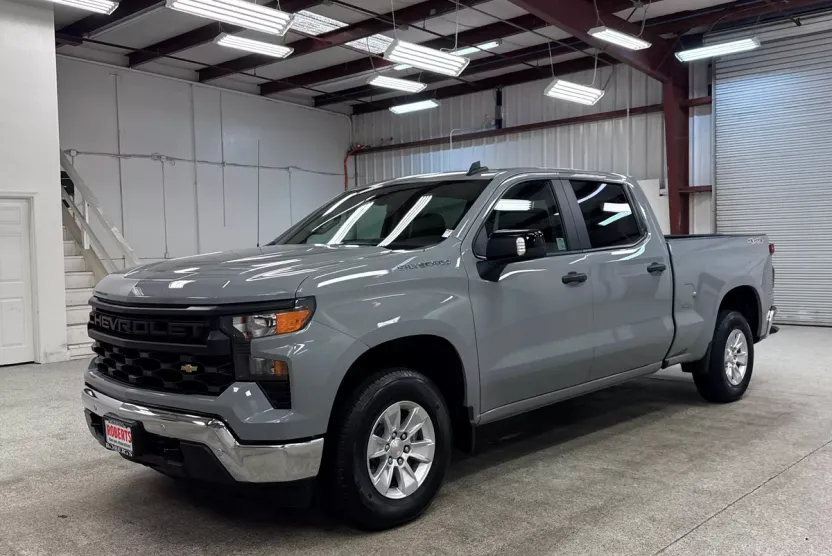2024 Chevrolet Silverado 1500 Custom Trail Boss photo 1