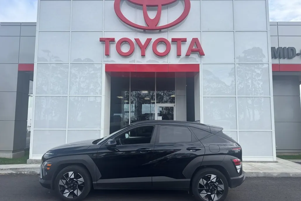 2024 Hyundai Kona SEL photo 1