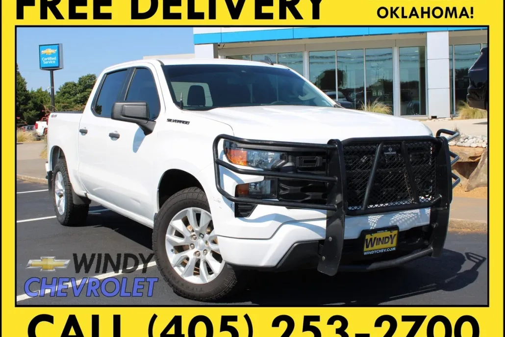 2023 Chevrolet Silverado 1500 Custom photo 1