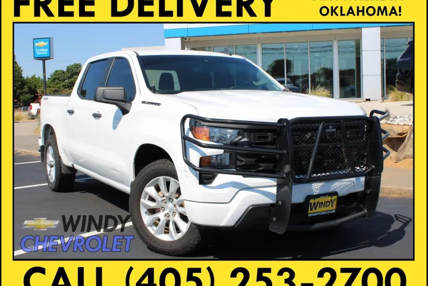2023 Chevrolet Silverado 1500 Custom photo 1