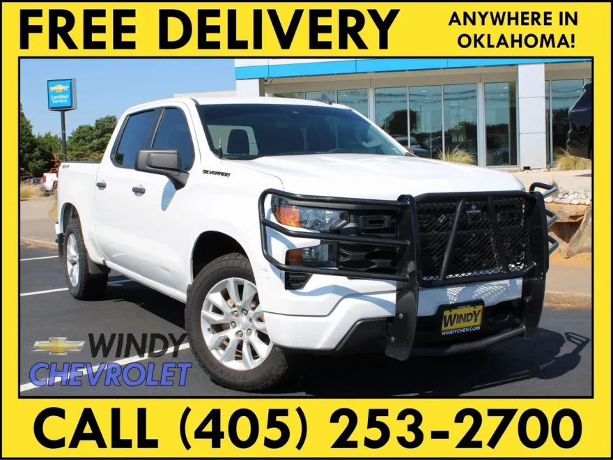 2023 Chevrolet Silverado 1500 Custom photo 1