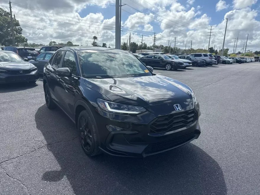 2024 Honda HR-V Sport photo 1