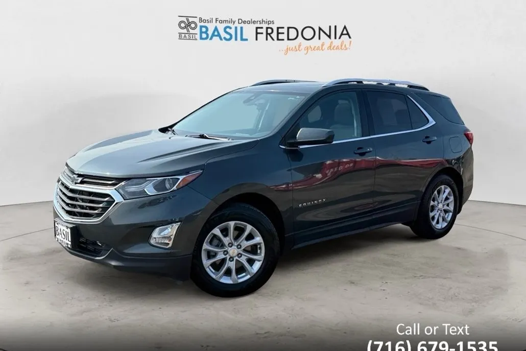 2020 Chevrolet Equinox LT photo 1