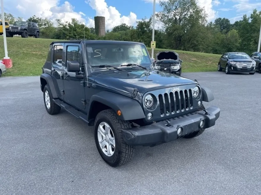 2016 Jeep Wrangler Unlimited Sport photo 1