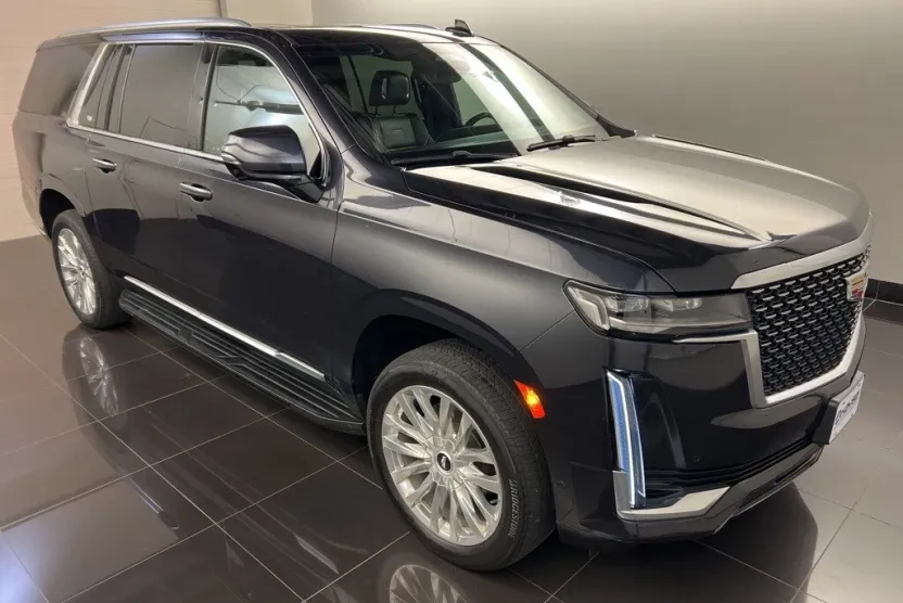2023 Cadillac Escalade ESV Premium Luxury photo 1