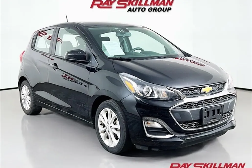 2022 Chevrolet Spark 1LT photo 1