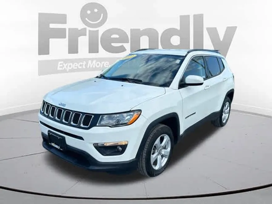 2021 Jeep Compass Latitude photo 1