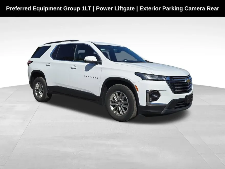 2023 Chevrolet Traverse Cloth photo 1