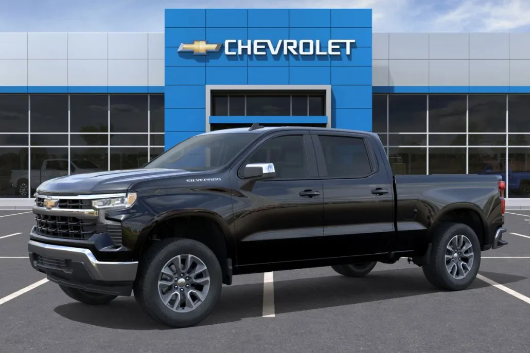 2026 Chevrolet Silverado 1500 LT photo 1
