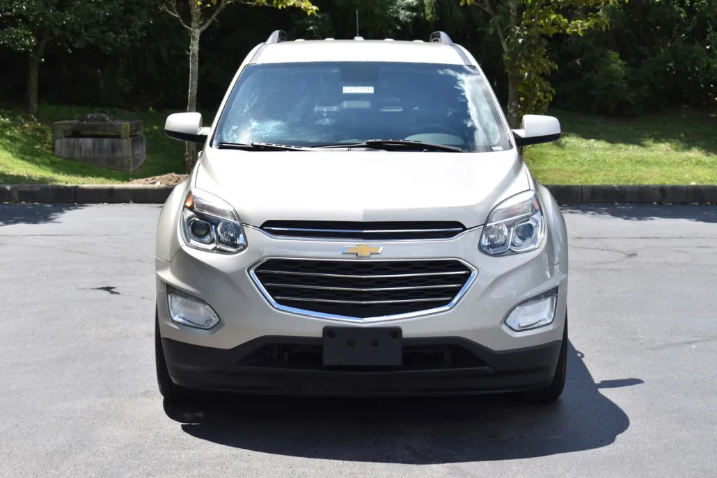 2016 Chevrolet Equinox LT photo 1