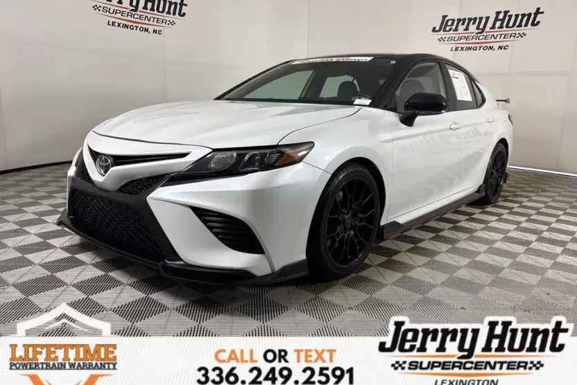2021 Toyota Camry TRD V6 photo 1