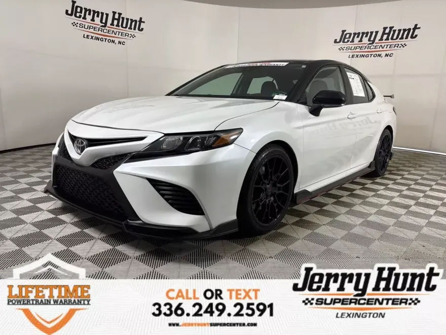 2021 Toyota Camry TRD V6 photo 1