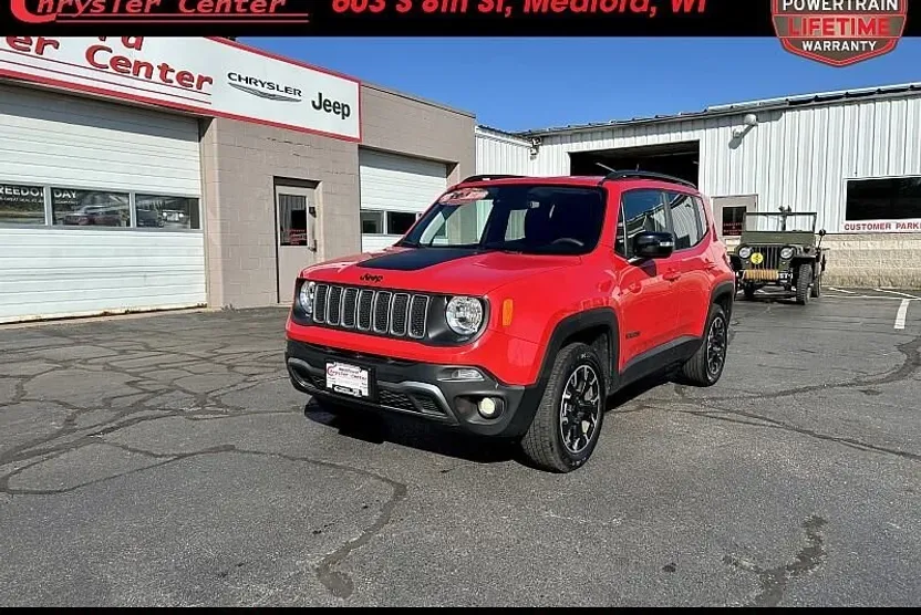 2023 Jeep Renegade Latitude photo 1