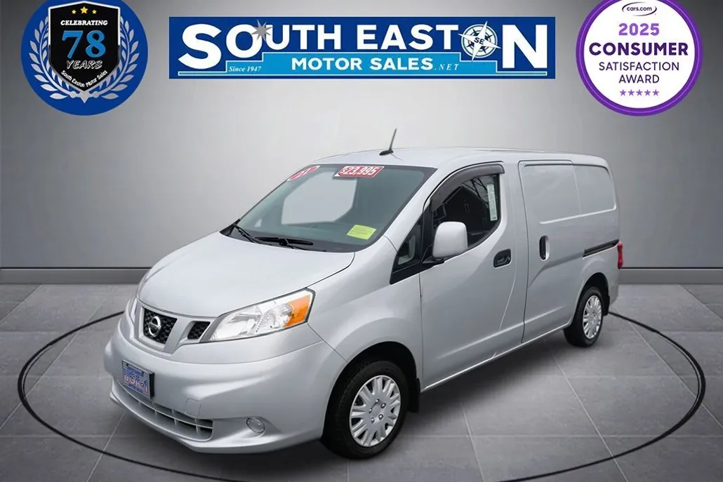 2021 Nissan NV200 SV photo 1