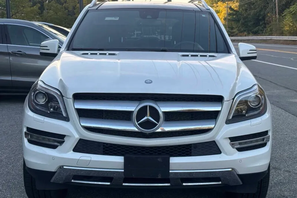 2015 Mercedes Benz GL 450 photo 1