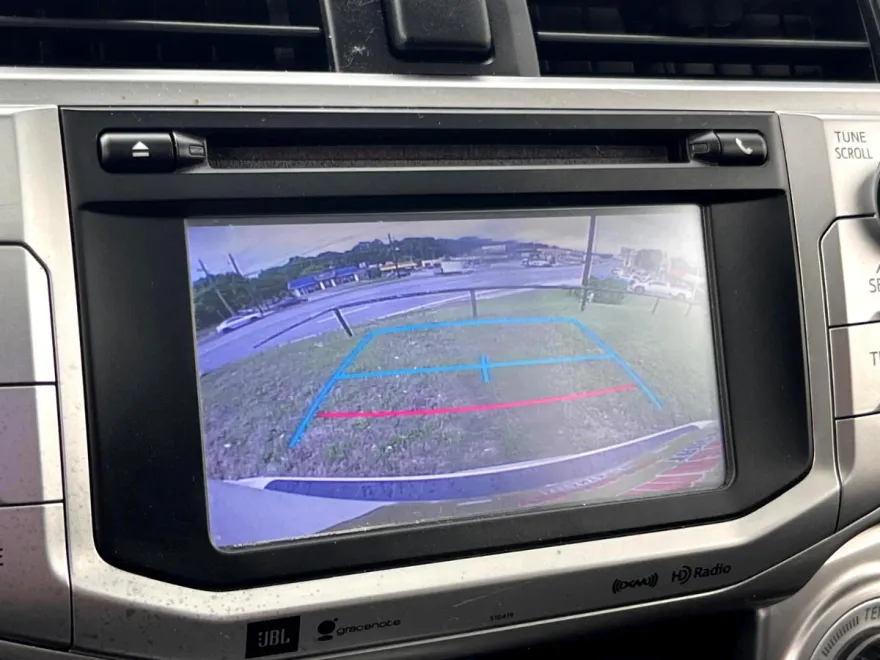 2019 Toyota 4Runner SR5 photo 19