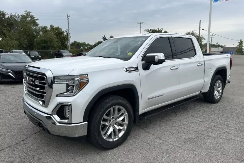 2021 Gmc Sierra 1500 SLT photo 1
