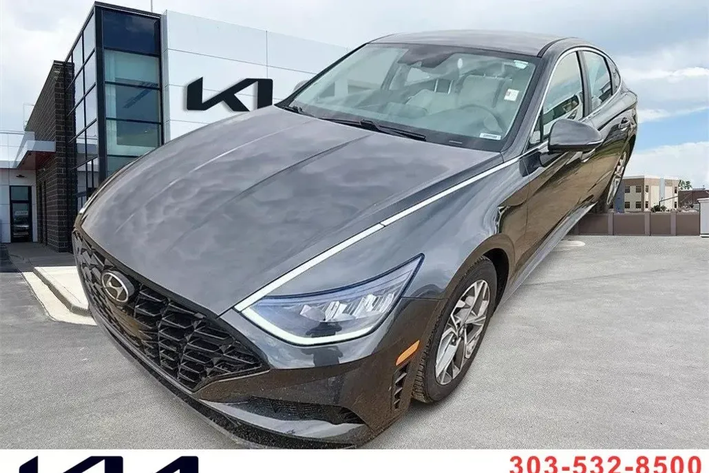 2022 Hyundai Sonata SEL photo 1