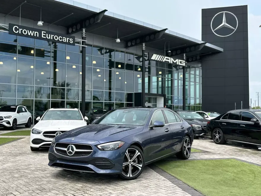 2025 Mercedes Benz C 300 Sedan photo 1