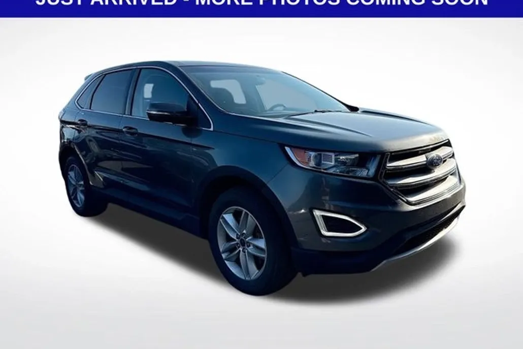 2016 Ford Edge SEL photo 1