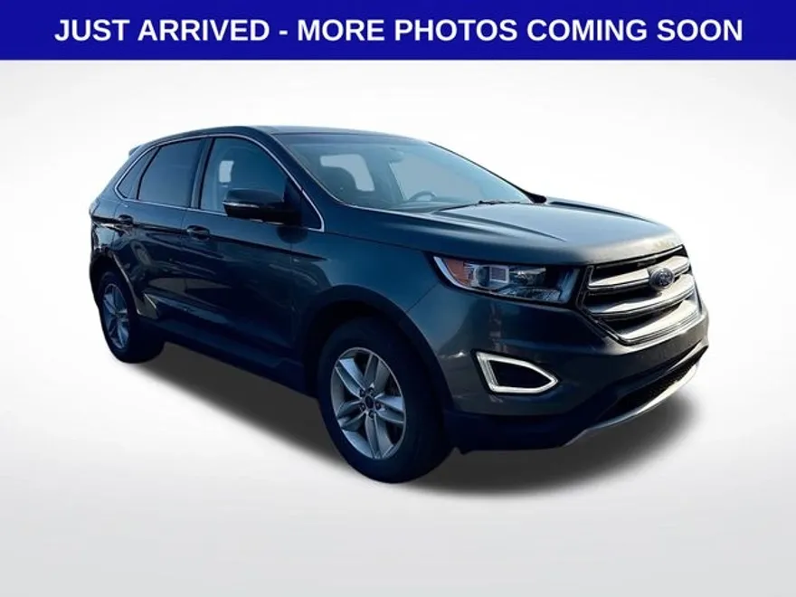 2016 Ford Edge SEL photo 1