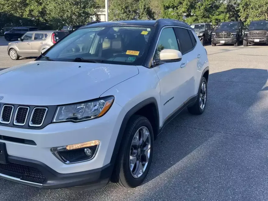2018 Jeep Compass Limited photo 1
