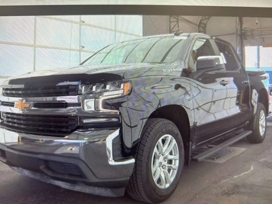 2019 Chevrolet Silverado 1500 LT photo 1