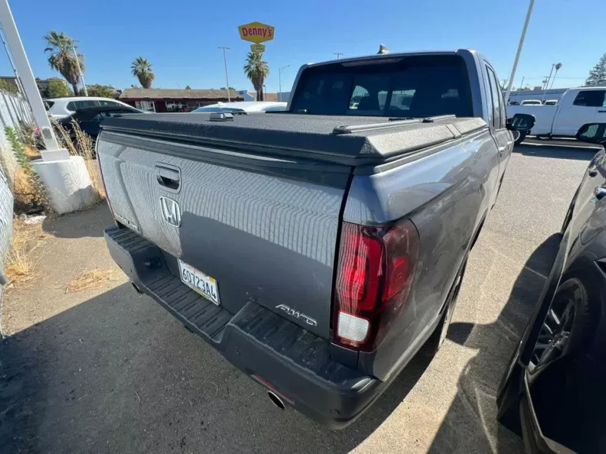 2021 Honda Ridgeline RTL-E photo 1