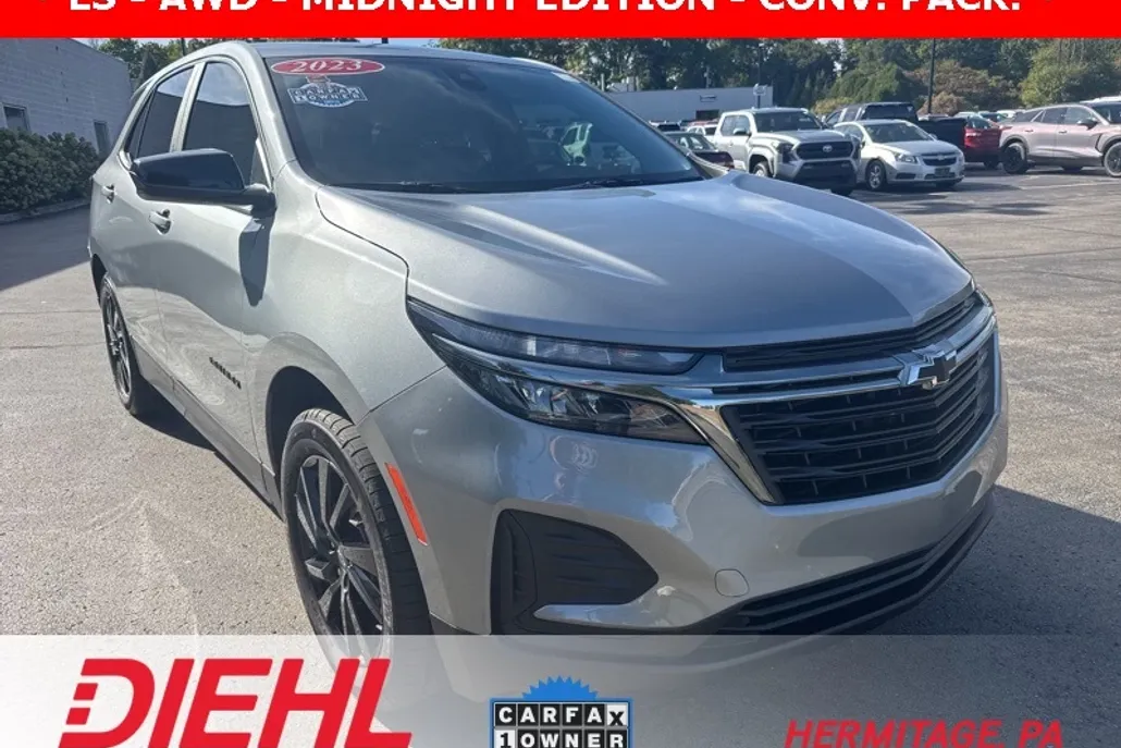 2023 Chevrolet Equinox LS photo 1