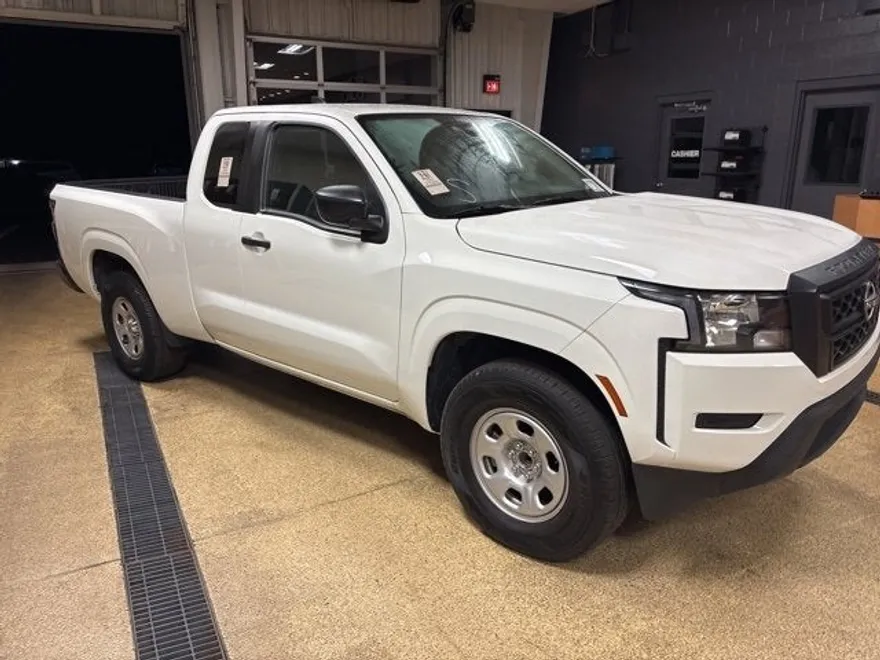 2024 Nissan Frontier S photo 1
