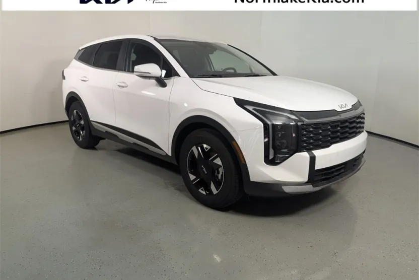2026 Kia Sportage LX photo 1