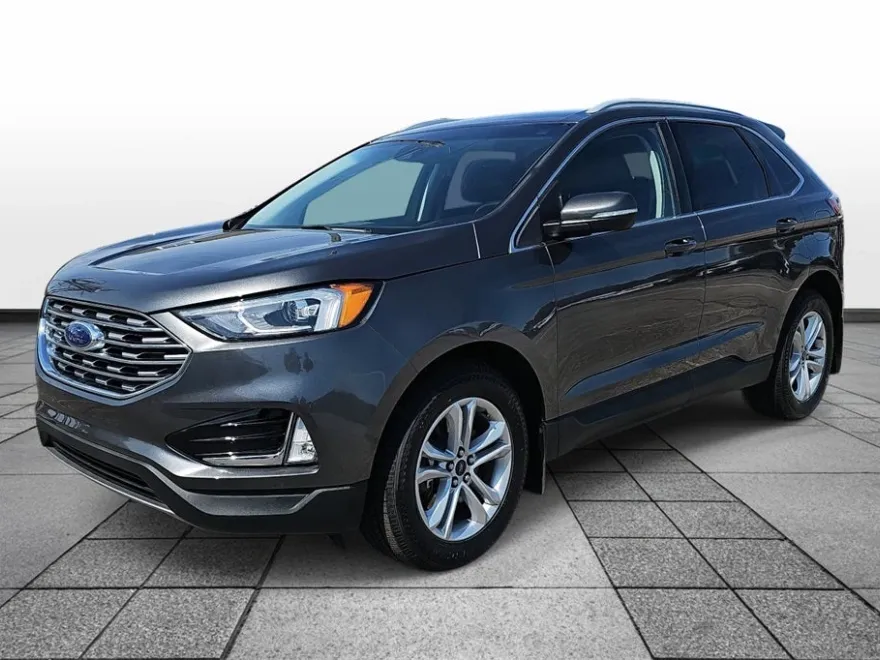 2020 Ford Edge SEL photo 1