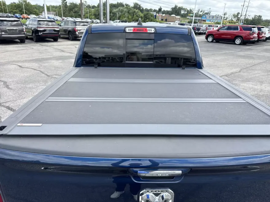 2020 Ram 1500 Laramie photo 1
