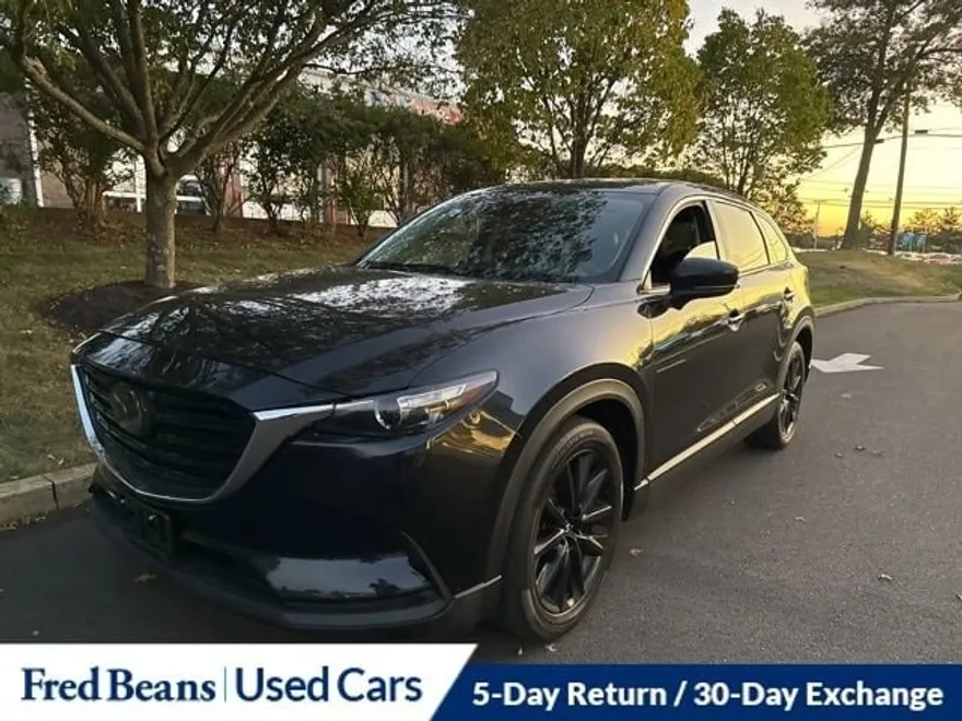 2023 Mazda CX-9 Touring photo 1
