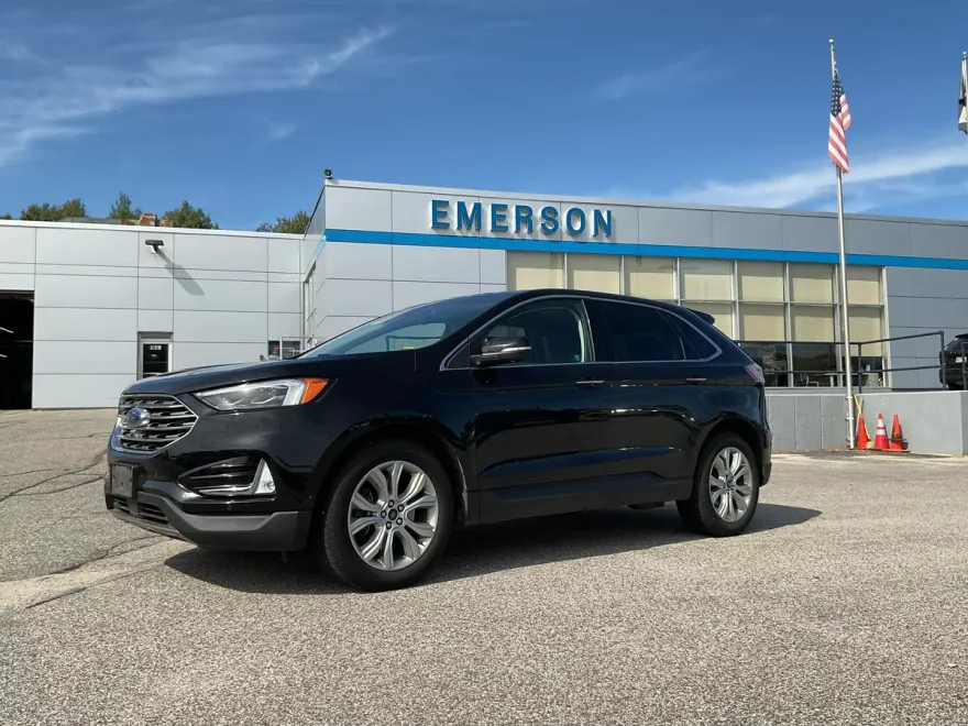 2020 Ford Edge Titanium photo 1