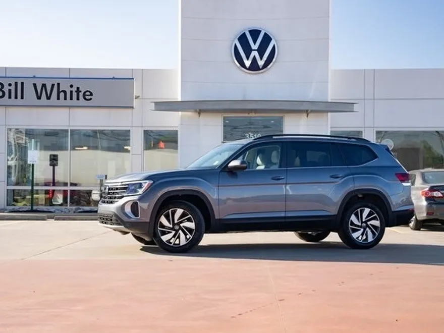 2025 Volkswagen Atlas SE Technology photo 1