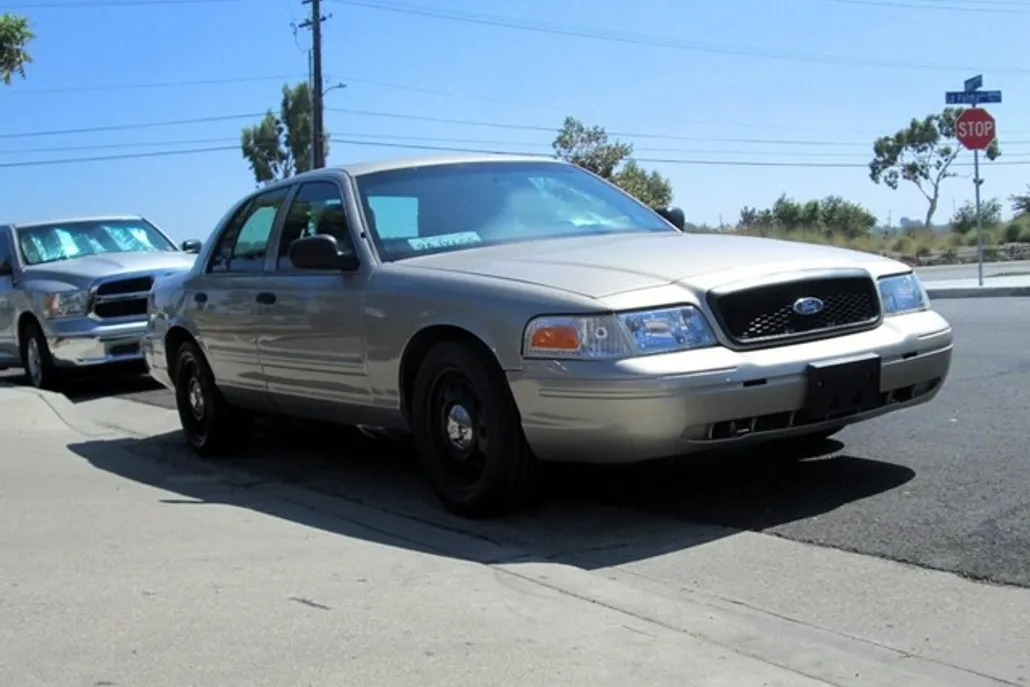 2011 Ford Crown Victoria Police Interceptor photo 1