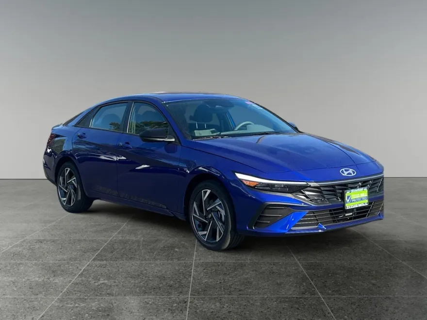 2025 Hyundai Elantra Hybrid SEL Sport photo 1