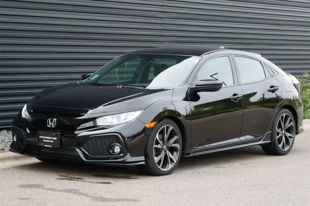 2017 Honda Civic Sport photo 1