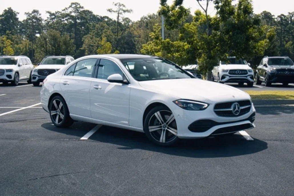 2025 Mercedes Benz C 300 4MATIC photo 1