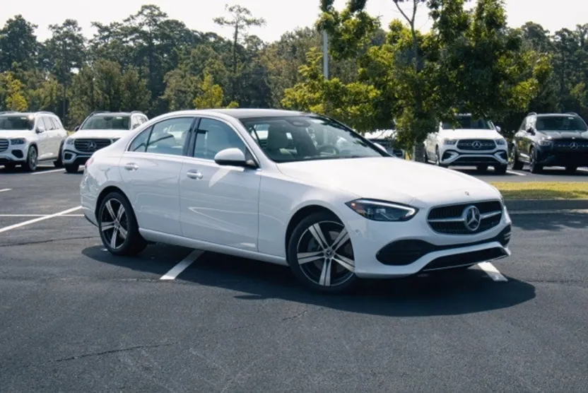 2025 Mercedes Benz C 300 4MATIC photo 1
