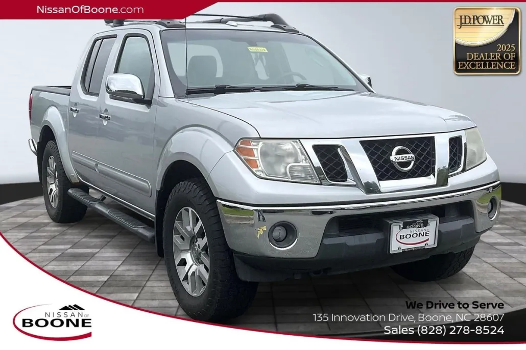 2011 Nissan Frontier SL photo 1