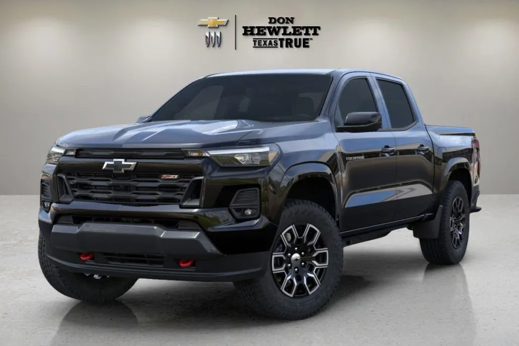 2025 Chevrolet Colorado Z71 photo 1