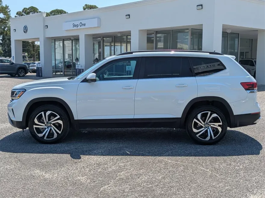 2023 Volkswagen Atlas V6 SE Technology photo 1