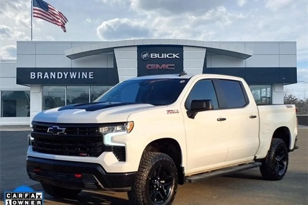 2024 Chevrolet Silverado 1500 LT Trail Boss photo 1